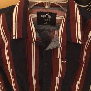 Hollister small short sleeve shirt